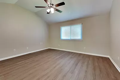 1116 Lake Shore Drive, Pearland, TX 77581 - Photo 4