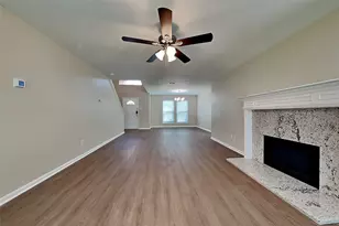 1116 Lake Shore Dr, Pearland, TX 77581 - Photo 2