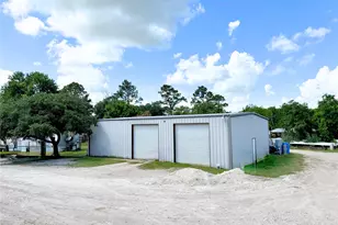 2052 County Rd 540, Alvin, TX 77511 - Photo 14
