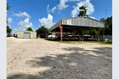 2052 County Road 540, Alvin, TX 77511 - Photo 12
