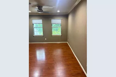 2030 Portsmouth Street #5, Houston, TX 77098 - Photo 8