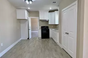 1816 Ryon St, Houston, TX 77009 - Photo 2