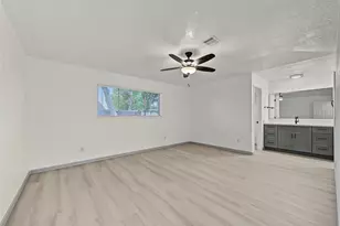 9912 Blue Bird St, La Porte, TX 77571 - Photo 20
