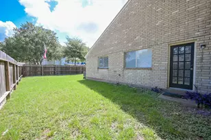 9203 Towerstone Dr, Spring, TX 77379 - Photo 16