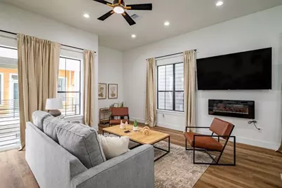 1305 E 27th Street #B, Houston, TX 77009 - Photo 8