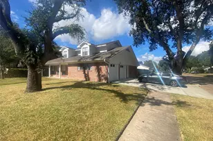 11702 N Petersham Dr, Houston, TX 77031 - Photo 2