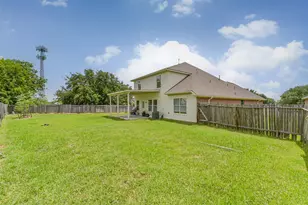 7102 Calix Ln, Houston, TX 77083 - Photo 6