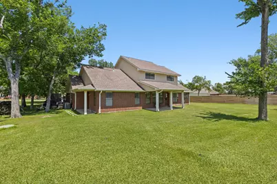 5922 Redfish Run, Baytown, TX 77523 - Photo 6