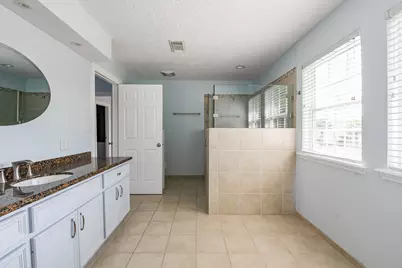 1615 Railroad Avenue, San Leon, TX 77539 - Photo 30