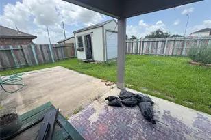 8310 Oakleaf Meadow Ct, Rosharon, TX 77583 - Photo 36