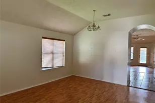 4527 Estate Dr Dr, Baytown, TX 77521 - Photo 4