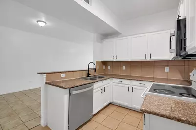 6933 Liverpool Street, Houston, TX 77021 - Photo 4