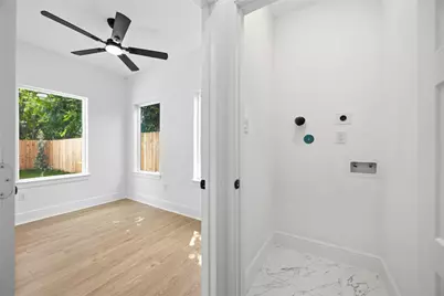 4562 Teton Street #B, Houston, TX 77051 - Photo 18