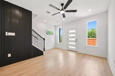 4562 Teton Street #B, Houston, TX 77051 - Photo 10