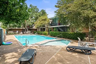 2617 Marilee Ln, Houston, TX 77057 - Photo 10