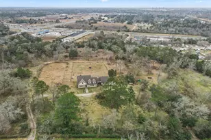 9009 Lazy Ln, Hitchcock, TX 77563 - Photo 42