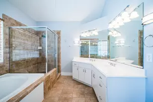 3702 Omeara Dr, Houston, TX 77025 - Photo 14