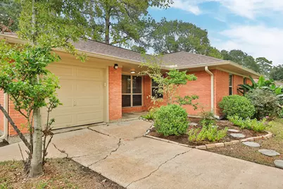 1018 W 31st Street, Houston, TX 77018 - Photo 2