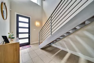 1407 Hickory St, Houston, TX 77007 - Photo 2