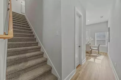 13130 Perennial Springs Drive, Houston, TX 77048 - Photo 10
