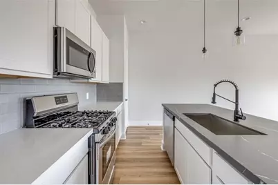 13130 Perennial Springs Drive, Houston, TX 77048 - Photo 16