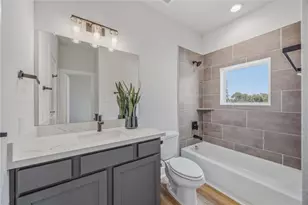 13130 Perennial Spgs Dr, Houston, TX 77048 - Photo 12