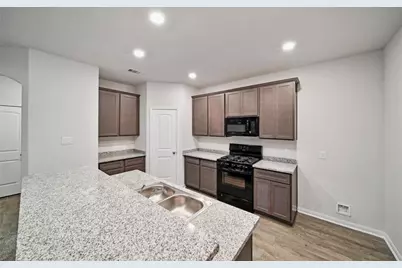 14224 Grand Hills Drive, Conroe, TX 77303 - Photo 10