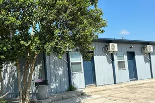 1627 W Fm-351, Beeville, TX 78102 - Photo 20