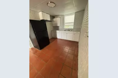 1627 W Fm-351 #15, Beeville, TX 78102 - Photo 4