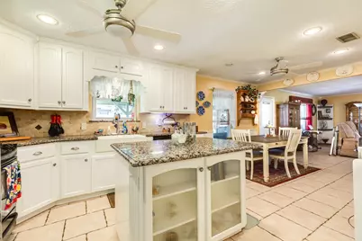 229 Yaupon Drive, Brazoria, TX 77422 - Photo 10