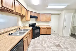 21706 Nickerton Ln, Spring, TX 77388 - Photo 8