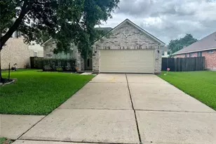 1039 N Teal Estates Cir, Fresno, TX 77545 - Photo 2
