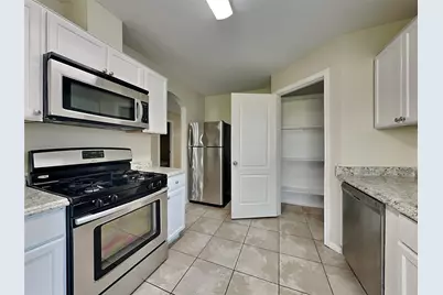18011 Kinsale Valley Lane, Houston, TX 77060 - Photo 2