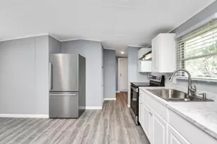 2710 Wilson Rd, Humble, TX 77396 - Photo 6