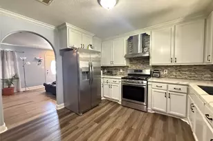 5103 Northridge Dr, Houston, TX 77033 - Photo 22