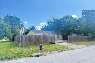 5103 Northridge Dr, Houston, TX 77033 - Photo 6