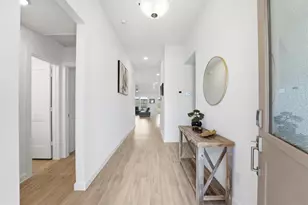 8611 Pier Cove Dr, Cypress, TX 77433 - Photo 2