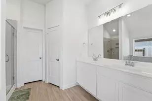 8611 Pier Cove Dr, Cypress, TX 77433 - Photo 12