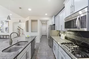 24630 Emerald Pool Falls Dr, Tomball, TX 77375 - Photo 6