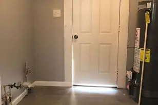 102 N Avenue A, Freeport, TX 77541 - Photo 4