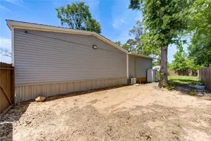 16569 Kingsbury Dr, Conroe, TX 77303 - Photo 4