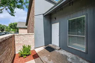 15826 Alta Mesa Dr, Houston, TX 77083 - Photo 36