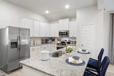 607 Burkett Street, Dayton, TX 77535 - Photo 6