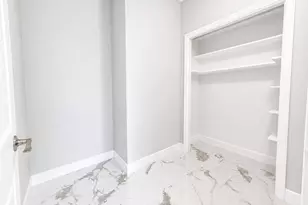 651 Bering Dr, Houston, TX 77057 - Photo 24