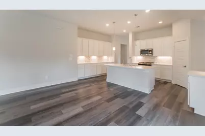 10289 South Goshawk Trail, Conroe, TX 77385 - Photo 10