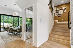 1011 Wynnwood Ln, Houston, TX 77008 - Photo 4