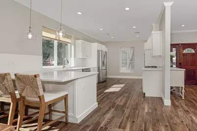 11 E Summer Storm Circle, The Woodlands, TX 77381 - Photo 6