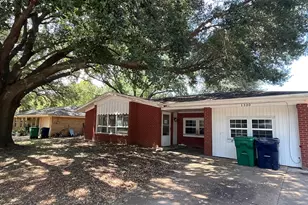 1300 Tom Dee St, Brenham, TX 77833 - Photo 2