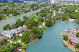 522 Oyster Creek Dr, Sugar Land, TX 77478 - Photo 42