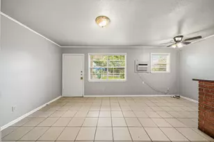 6116 Octavia St, Houston, TX 77026 - Photo 14